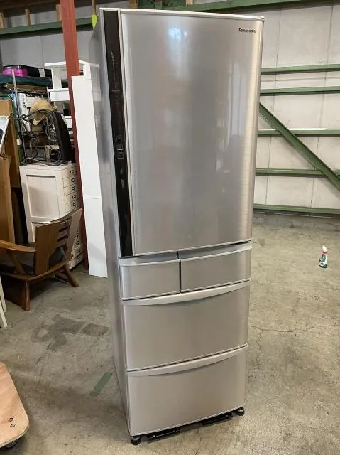 パナソニック　17年　ファミリータイプ冷蔵庫